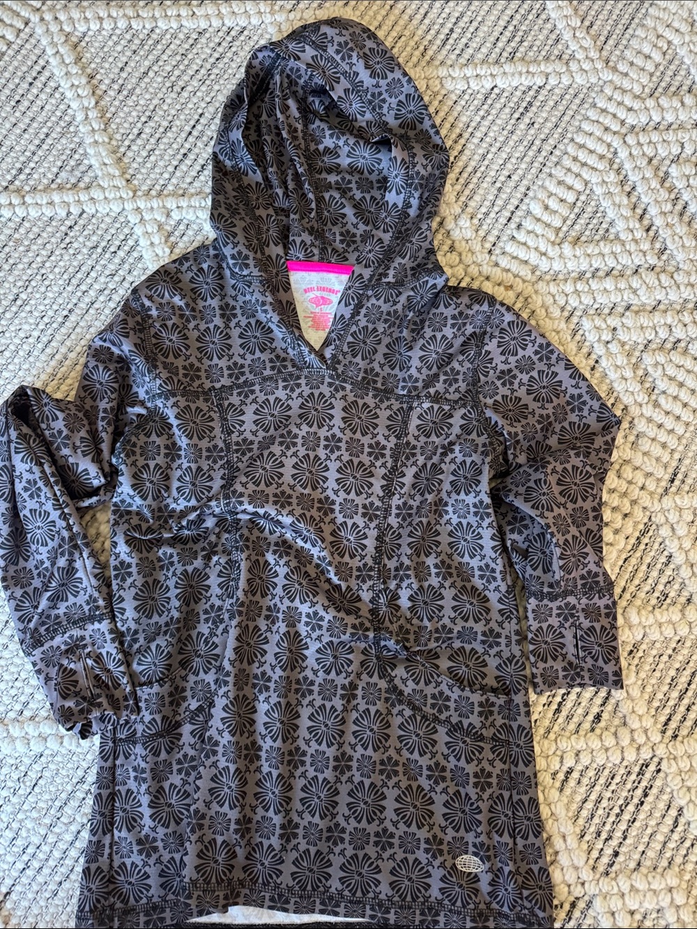 Reel Legends Gray Floral Hoodie with Hot Pink Trim on tag
